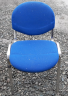 Židle modrá kancelářská, nohy ovál (Blue office chair, legs oval) 